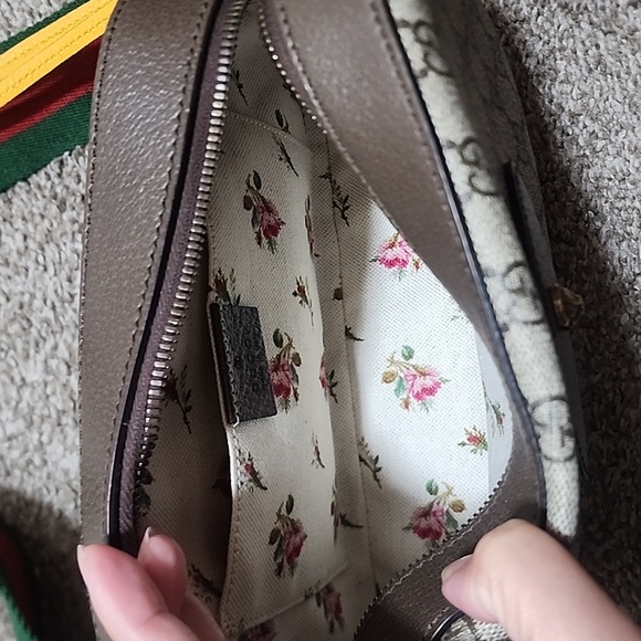Gucci Neo Vintage Crossbody Bag - Picture 5 of 6